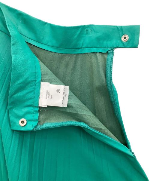 MM6 Maison Margiela（エムエムシックスメゾンマルジェラ）MM6 Maison Margiela (エムエムシックスメゾンマルジェラ) エコレザープリーツスカート グリーン サイズ:36の古着・服飾アイテム