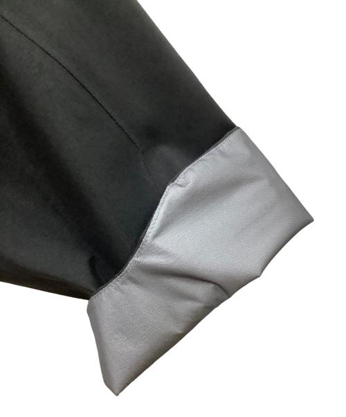 DESCENTE ALLTERRAIN（デザイント オルテライン）DESCENTE ALLTERRAIN (デザイント オルテライン) ハードシェルジャケット“ゴアテックス クレアス” ブラック サイズ:XOの古着・服飾アイテム