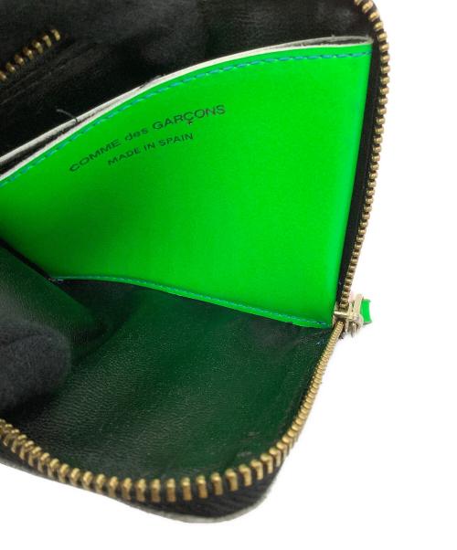 COMME des GARCONS（コムデギャルソン）COMME des GARCONS (コムデギャルソン) LEATHER ZIP FLUO WALLET ブルー×レッド サイズ:−の古着・服飾アイテム