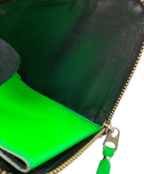 COMME des GARCONS（コムデギャルソン）COMME des GARCONS (コムデギャルソン) LEATHER ZIP FLUO WALLET ブルー×レッド サイズ:−の古着・服飾アイテム