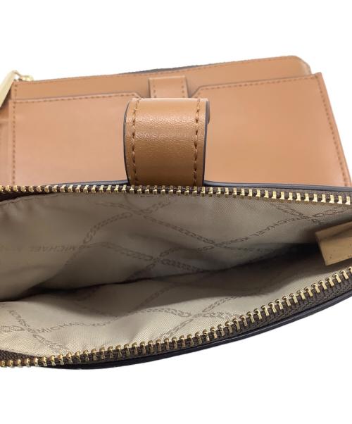 MICHAEL KORS（マイケルコース）MICHAEL KORS (マイケル・コース) 2つ折り財布 ブラウンの古着・服飾アイテム