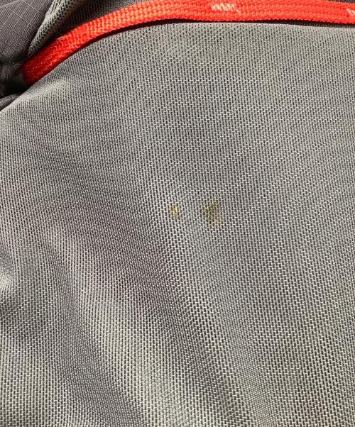 Rab（ラブ）Rab (ラブ) バックパック グレー×ホワイト サイズ:−の古着・服飾アイテム