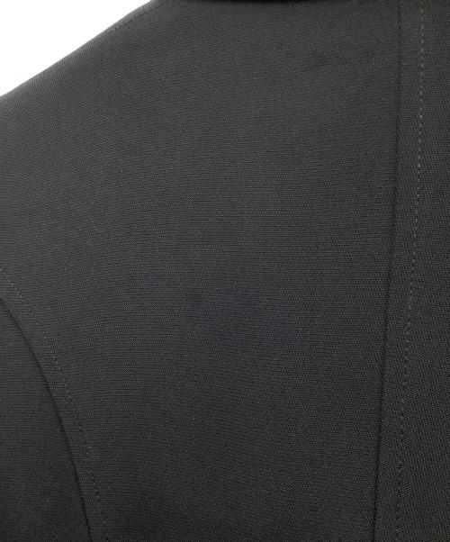 EMPORIO ARMANI（エンポリオ アルマーニ）EMPORIO ARMANI (エンポリオ アルマーニ) テーラードジャケット ブラック サイズ:38の古着・服飾アイテム