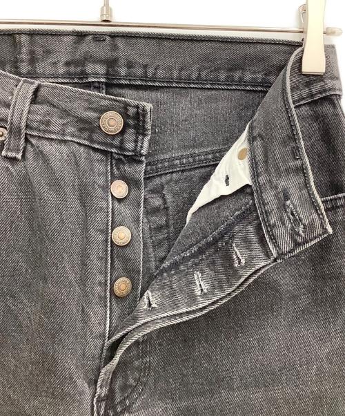 LEVI'S（リーバイス）LEVI'S (リーバイス) デニムパンツ ブラック サイズ:W30L32の古着・服飾アイテム