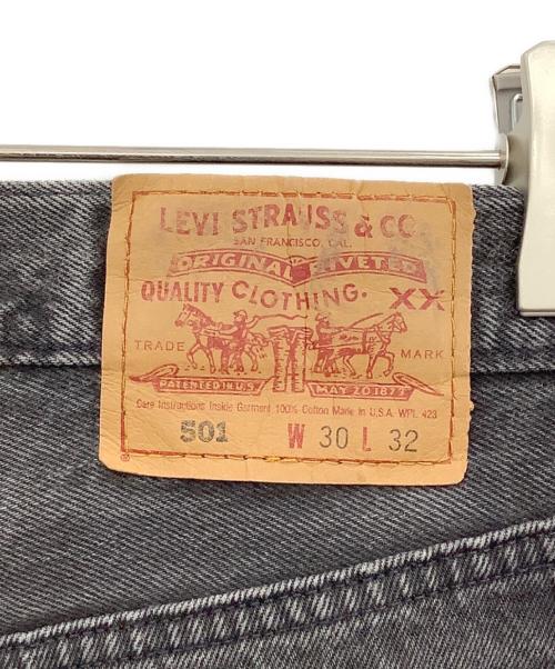 LEVI'S（リーバイス）LEVI'S (リーバイス) デニムパンツ ブラック サイズ:W30L32の古着・服飾アイテム
