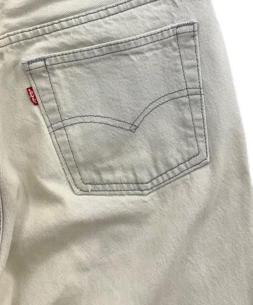 LEVI'S（リーバイス）LEVI'S (リーバイス) デニムパンツ ホワイト サイズ:W30の古着・服飾アイテム