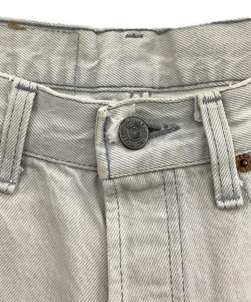 LEVI'S（リーバイス）LEVI'S (リーバイス) デニムパンツ ホワイト サイズ:W30の古着・服飾アイテム