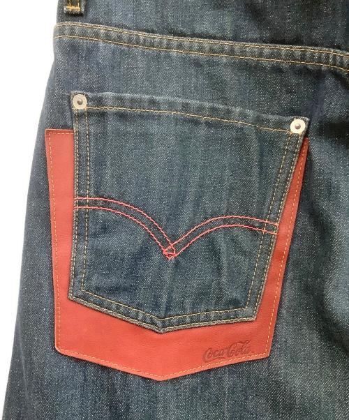 LEVI'S（リーバイス）LEVI'S (リーバイス) Coca Cola (コカコーラ) デニムパンツ インディゴ サイズ:W31L32の古着・服飾アイテム
