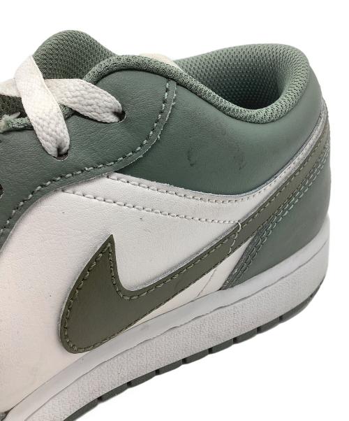NIKE（ナイキ）NIKE (ナイキ) ローカットスニーカー グリーン×ホワイト サイズ:27.5の古着・服飾アイテム