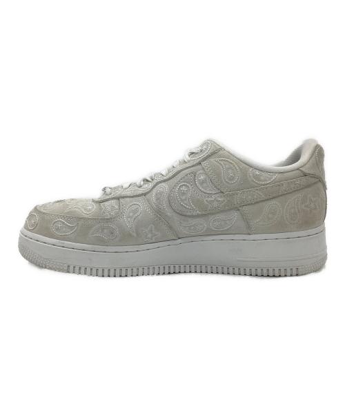 NIKE（ナイキ）NIKE (ナイキ) ローカットスニーカー ホワイト サイズ:27.5の古着・服飾アイテム
