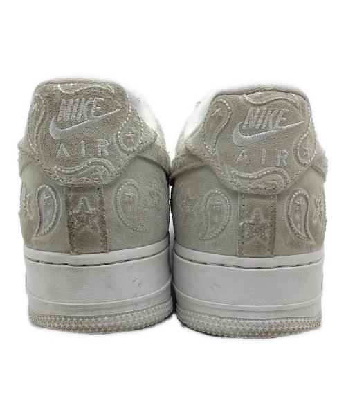 NIKE（ナイキ）NIKE (ナイキ) ローカットスニーカー ホワイト サイズ:27.5の古着・服飾アイテム