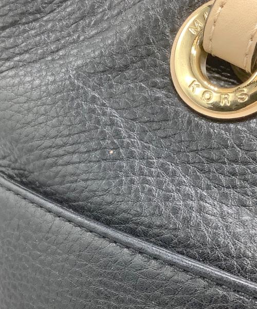 MICHAEL KORS（マイケルコース）MICHAEL KORS (マイケル・コース) トートバッグ ブラック×ベージュ サイズ:−の古着・服飾アイテム