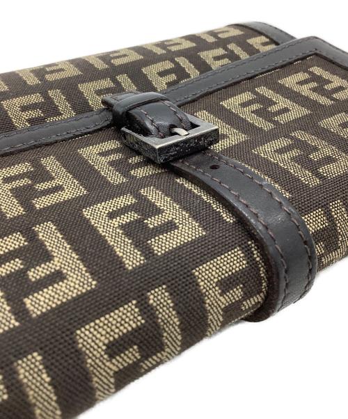 FENDI（フェンディ）FENDI (フェンディ) 3つ折り財布 ブラウンの古着・服飾アイテム