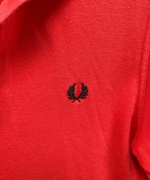 FRED PERRY（フレッドペリー）FRED PERRY (フレッドペリー) ポロシャツ レッド サイズ:40の古着・服飾アイテム
