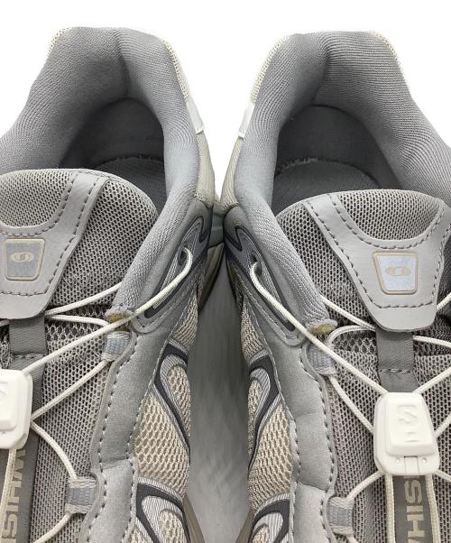 SALOMON（サロモン）SALOMON (サロモン) ローカットスニーカー ホワイト×グレー サイズ:27.5の古着・服飾アイテム