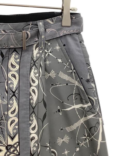 sacai（サカイ）sacai (サカイ) Dr.Woo バンダナプリントパンツ グレー サイズ:1の古着・服飾アイテム