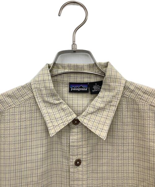 Patagonia（パタゴニア）Patagonia (パタゴニア) 半袖シャツ ベージュ サイズ:Sの古着・服飾アイテム
