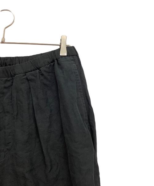 JOURNAL STANDARD（ジャーナルスタンダード）JOURNAL STANDARD (ジャーナルスタンダード) アンイーヴン ラミーコットン ワイド ドロー パンツ ブラック サイズ:Mの古着・服飾アイテム