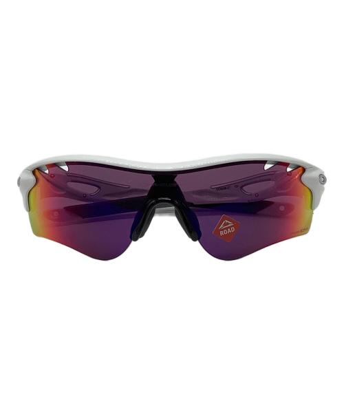 OAKLEY（オークリー）OAKLEY (オークリー) サングラス ホワイトの古着・服飾アイテム