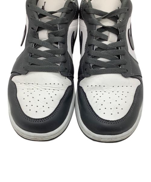 NIKE（ナイキ）NIKE (ナイキ) ローカットスニーカー グレー×ホワイト サイズ:28の古着・服飾アイテム