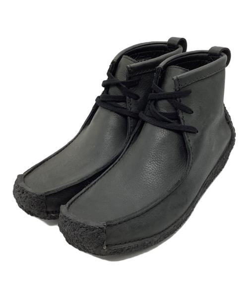 CLARKS（クラークス）CLARKS (クラークス) ナタリーハイカット ブラック サイズ:26.5の古着・服飾アイテム