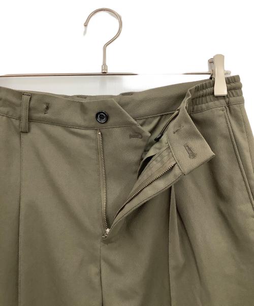 AOURE（アウール）AOURE (アウール) セットアップスーツ カーキ サイズ:Sの古着・服飾アイテム