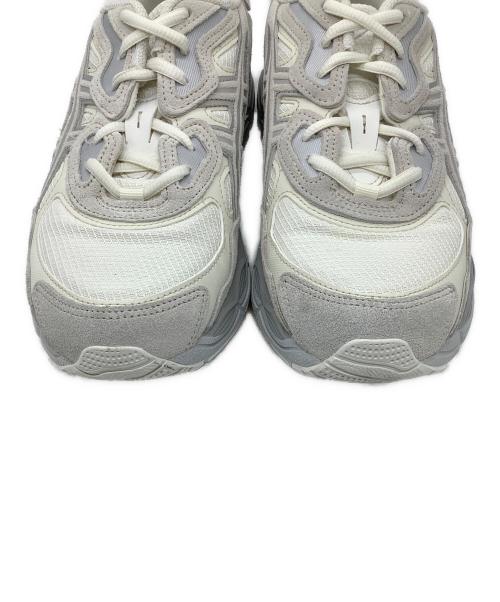 asics（アシックス）asics (アシックス) スニーカー ホワイト サイズ:26.5の古着・服飾アイテム