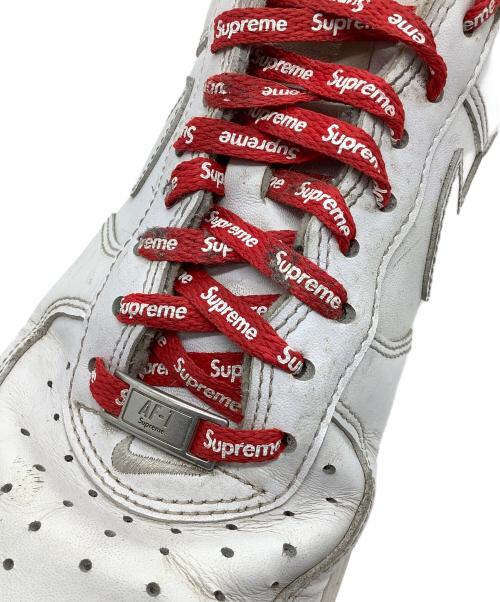 NIKE（ナイキ）NIKE (ナイキ) Supreme (シュプリーム) ローカットスニーカー ホワイト サイズ:27の古着・服飾アイテム