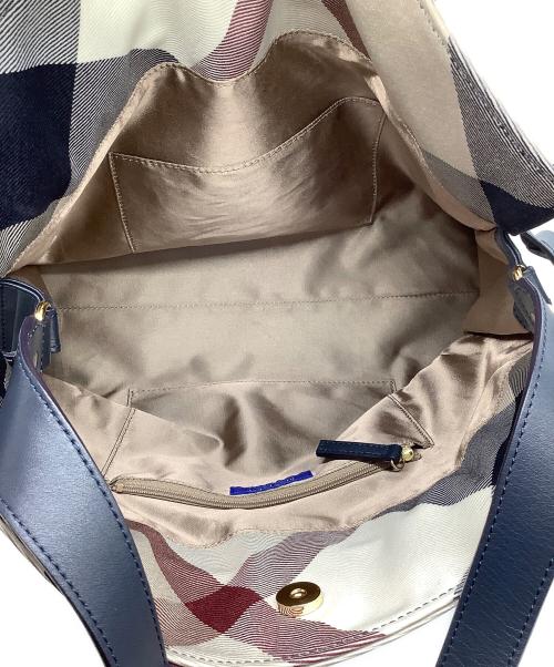 BLUE LABEL CRESTBRIDGE（ブルーレーベルクレストブリッジ）BLUE LABEL CRESTBRIDGE (ブルーレーベルクレストブリッジ) チェックギャザーバッグ ベージュ×ネイビーの古着・服飾アイテム