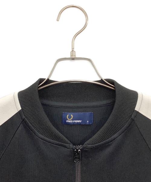 FRED PERRY（フレッドペリー）FRED PERRY (フレッドペリー) トラックジャケット ブラック サイズ:Sの古着・服飾アイテム