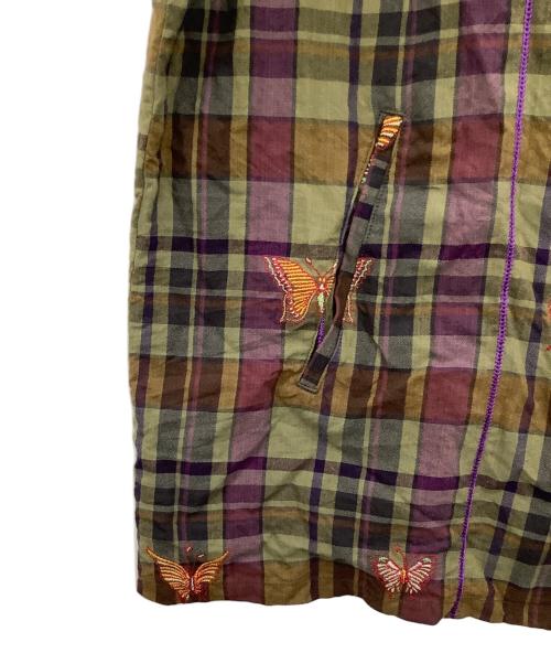 Needles（ニードルズ）Needles (ニードルズ) V-Neck Cardigan Embroidered Madras Plaid カーキ×パープル サイズ:Mの古着・服飾アイテム