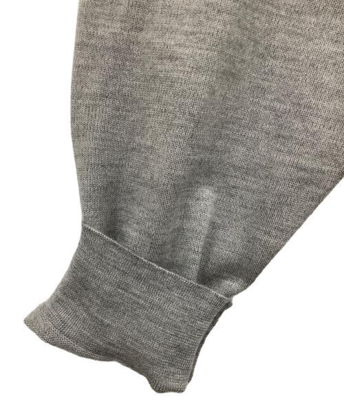 BATONER（バトナ―）BATONER (バトナ―) ALASHAN CASHMERE CREW NECK グレー サイズ:3の古着・服飾アイテム