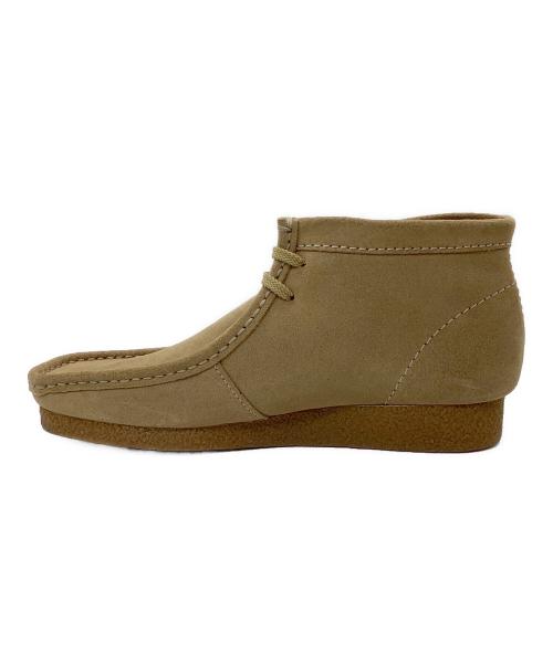 CLARKS（クラークス）CLARKS (クラークス) ワラビーブーツ ベージュ サイズ:26.5の古着・服飾アイテム