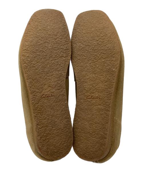 CLARKS（クラークス）CLARKS (クラークス) ワラビーブーツ ベージュ サイズ:26.5の古着・服飾アイテム