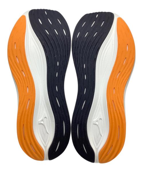 MIZUNO（ミズノ）MIZUNO (ミズノ) ランニングシューズ ホワイト サイズ:27.5の古着・服飾アイテム