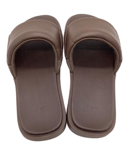 UGG（アグ）UGG (アグ) サンダル ブラウン サイズ:28の古着・服飾アイテム