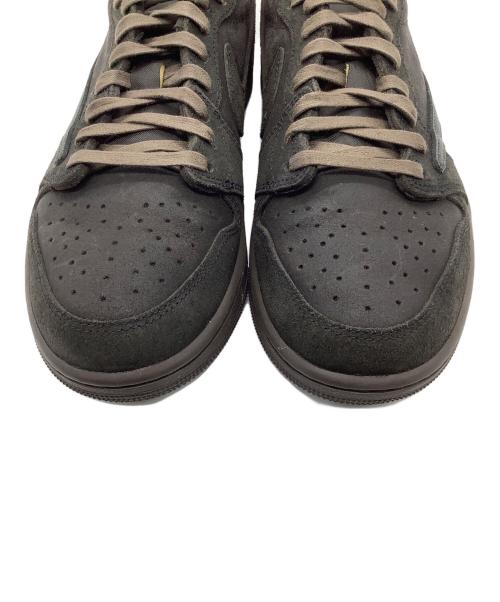 NIKE（ナイキ）NIKE (ナイキ) TRAVIS SCOTT (トラヴィススコット) ローカットスニーカー ブラウン サイズ:27.5の古着・服飾アイテム