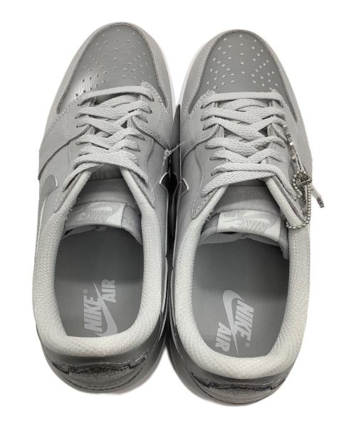 NIKE（ナイキ）NIKE (ナイキ) ローカットスニーカー グレー サイズ:28の古着・服飾アイテム