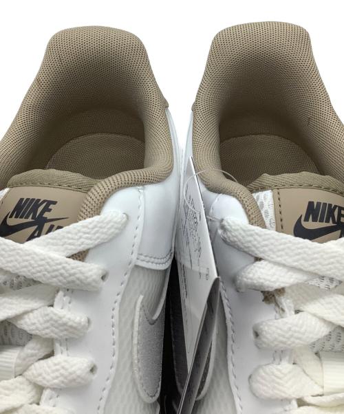 NIKE（ナイキ）NIKE (ナイキ) ローカットスニーカー ホワイト×ブラウン サイズ:28の古着・服飾アイテム