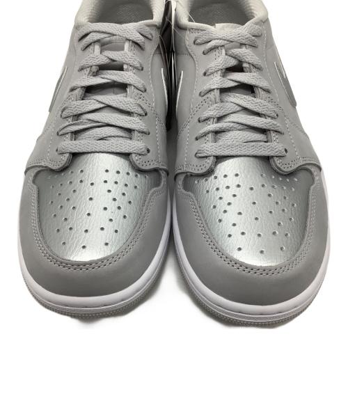NIKE（ナイキ）NIKE (ナイキ) ローカットスニーカー グレー サイズ:28の古着・服飾アイテム