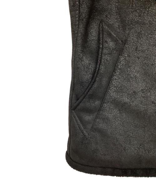 BURBERRY BLACK LABEL（バーバリーブラックレーベル）BURBERRY BLACK LABEL (バーバリーブラックレーベル) ムートンジャケット ブラック サイズ:Mの古着・服飾アイテム
