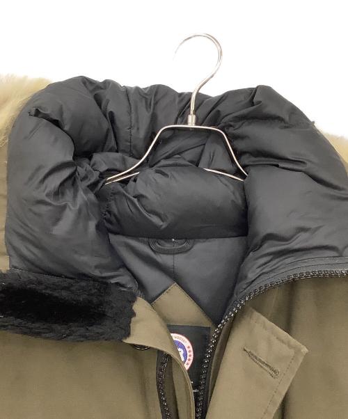 CANADA GOOSE（カナダグース）CANADA GOOSE (カナダグース) ダウンジャケット ブラウン サイズ:Mの古着・服飾アイテム
