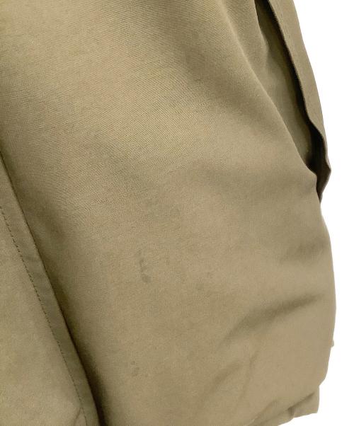 CANADA GOOSE（カナダグース）CANADA GOOSE (カナダグース) ダウンジャケット ブラウン サイズ:Mの古着・服飾アイテム