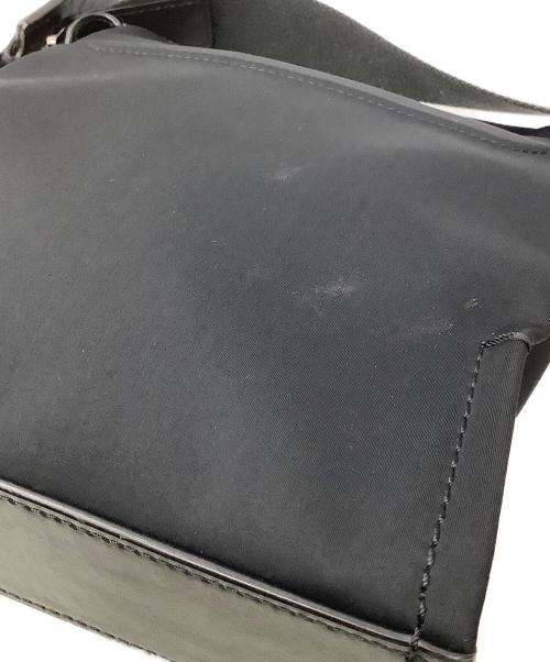TUMI（トゥミ）TUMI (トゥミ) ショルダーバッグ ブラックの古着・服飾アイテム