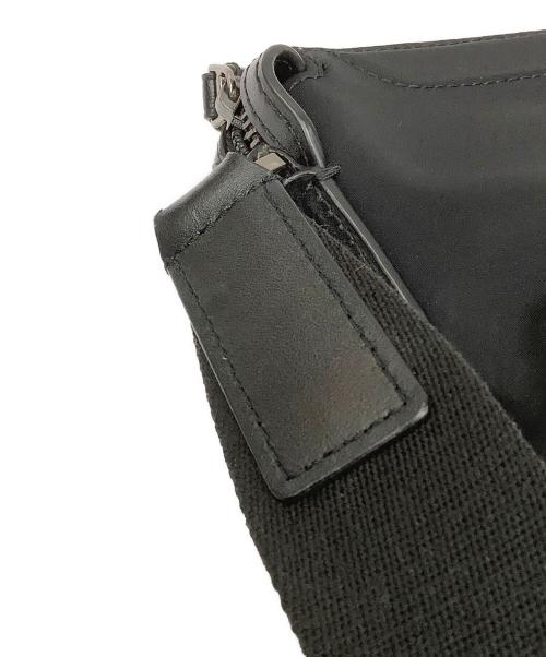 TUMI（トゥミ）TUMI (トゥミ) ショルダーバッグ ブラックの古着・服飾アイテム