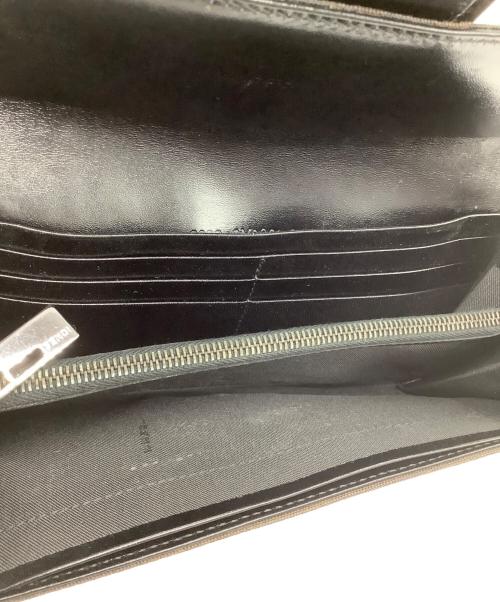 FENDI（フェンディ）FENDI (フェンディ) 長財布 ブラウン×ブラックの古着・服飾アイテム