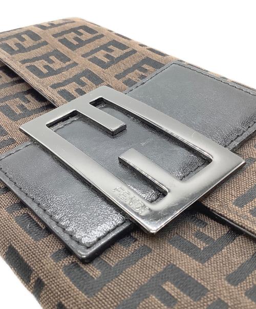 FENDI（フェンディ）FENDI (フェンディ) 長財布 ブラウン×ブラックの古着・服飾アイテム