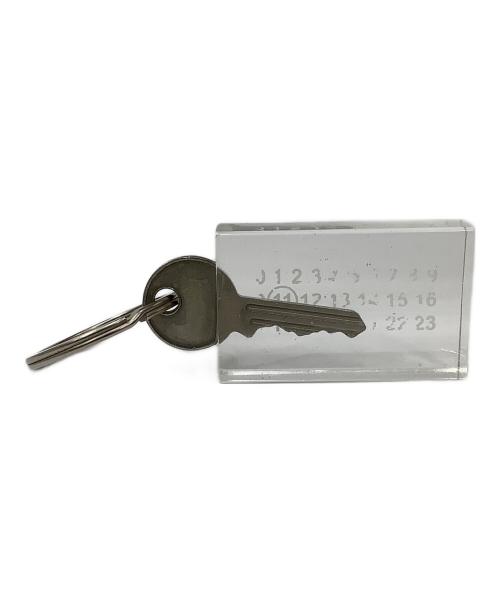 Maison Margiela（メゾンマルジェラ）Maison Margiela (メゾンマルジェラ) レジン メタル カレンダー キーリング キーホルダー クリアの古着・服飾アイテム