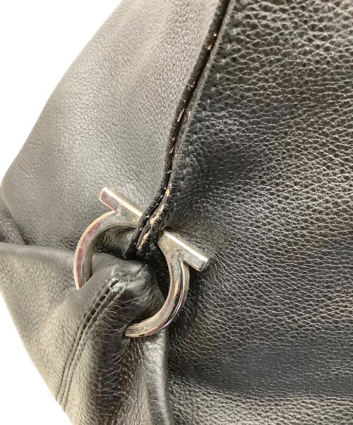 Salvatore Ferragamo（サルヴァトーレ フェラガモ）Salvatore Ferragamo (サルヴァトーレ フェラガモ) ハンドバッグ ブラックの古着・服飾アイテム