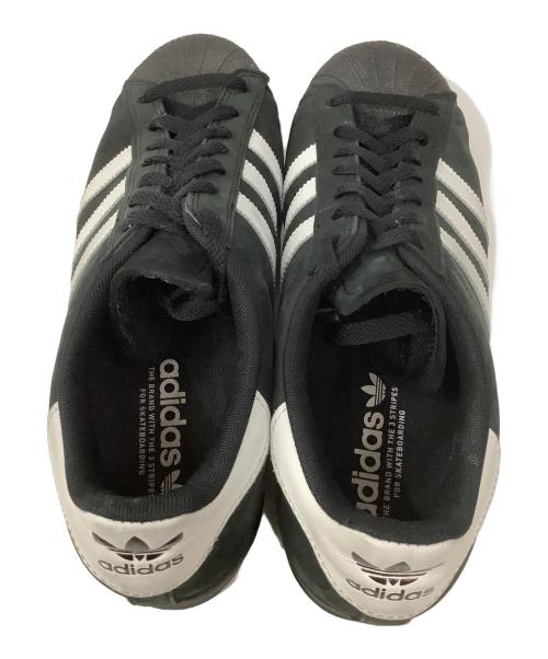 adidas（アディダス）adidas (アディダス) ローカットスニーカー ブラック サイズ:27の古着・服飾アイテム